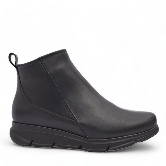 BAERCHI WOMEN ANKLE BOOTS BLACK