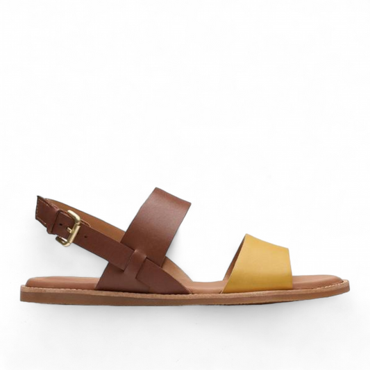 CLARKS KARSEA STRAP - TAN COMBI